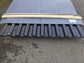 Restpalle: Sort Trapezplade TP20 i stål. 32 stk. a 2,80 m (89,60 m2) 2-sortering