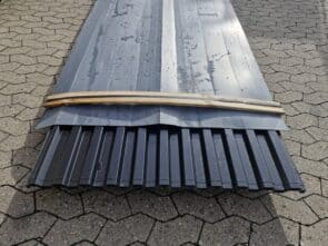 Restpalle: Sort Trapezplade TP20 i Stål. 32 stk. a 2,80 meter. (89,60 m2) 2-Sortering